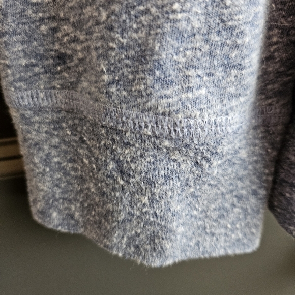 UNTUCKit Men's Long Sleeve Pullover Henley T-Shirt Size XXL 2XL Blue Comfortable - Picture 5 of 9